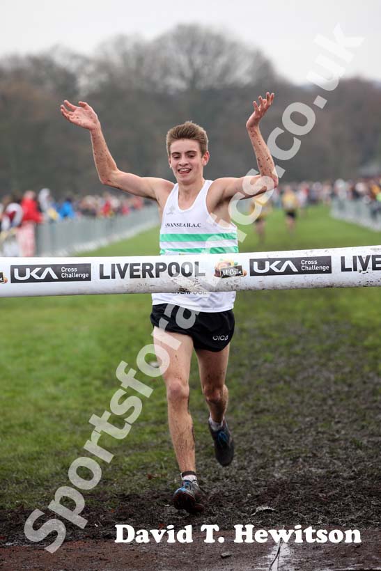 Jac Hopkins winning the under-17s  2012 McCain Liverpool Cross Challenge.